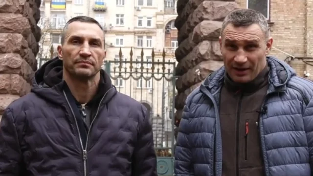 Wladimir Vitali Klitschko Ukraine Russia War Fight